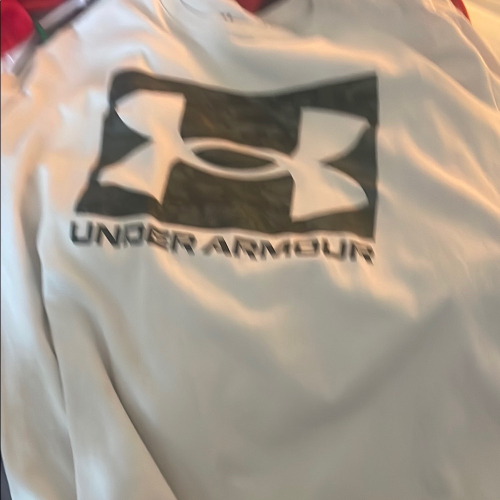 Under Armour White and Black Logo Sweatshirt